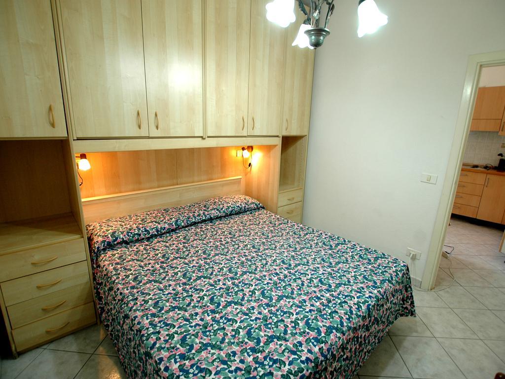 Casa Del Mandorlo Apartment Marina di Campo Room photo