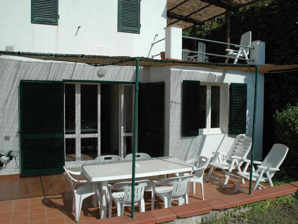 Casa Del Mandorlo Apartment Marina di Campo Exterior photo